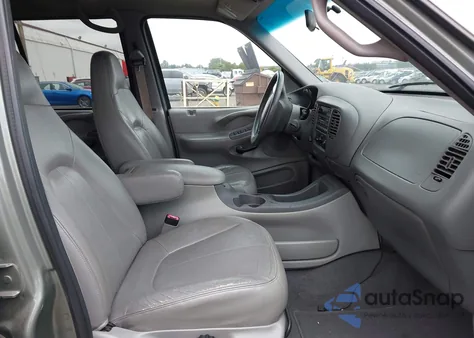 1999 Ford Expedition Eddie Bauer/Xlt from USA, damaged, VIN 1FMPU18L8XLB26781